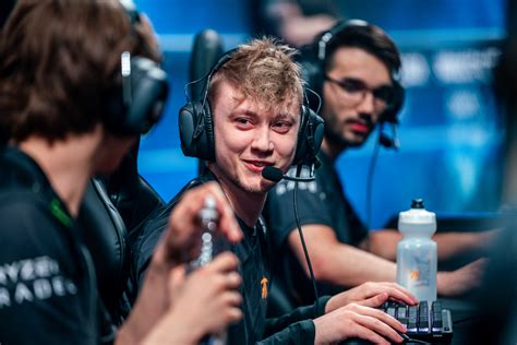 Fnatic star Rekkles benched for week two of the EU LCS | Dot Esports