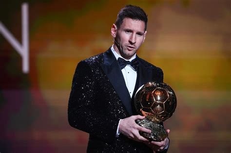 Ballon d'Or 2021 : Lionel Messi remporte son 7e trophée, Alexia Putellas sacrée chez les femmes