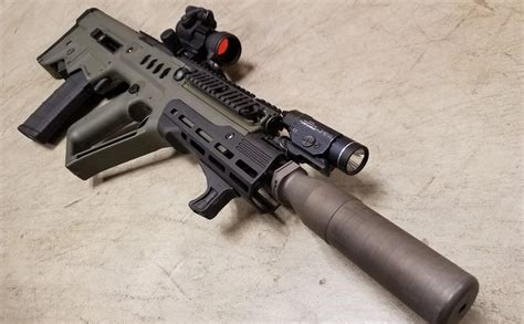 IWI Tavor TAR-21: Israel's Homegrown Rifle of Choice - 19FortyFive