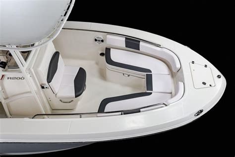 2020 Robalo R200 Center Console Farnham, Virginia - Whelan's Marina