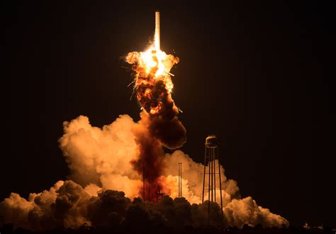 NASA releases photos of massive Antares rocket explosion - CBS News