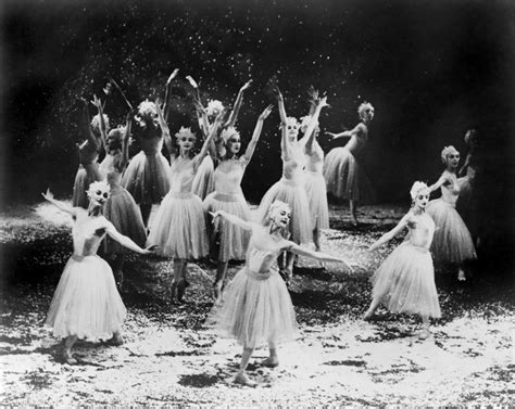 New York City Ballet Performing The Nutcracker In 1962. History - Item # VAREVCHISL011EC086 ...