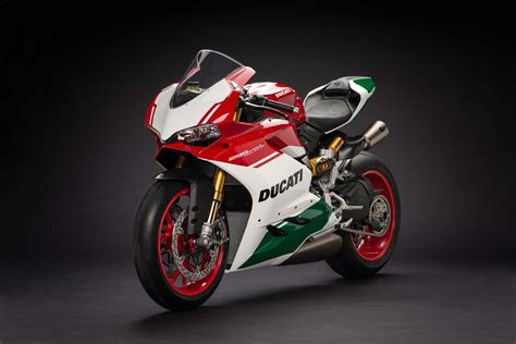 The Final "Final Edition" Ducati V-Twin Superbikes are Finally Here ...