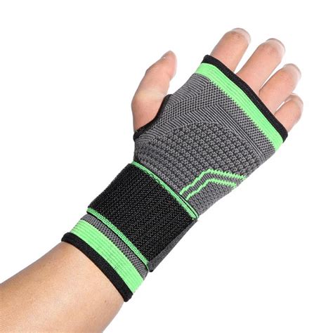 Wrist Brace Wraps Carpal Tunnel Tendonitis Arthritis Pain Relief, Sports Wrist Support Protector ...