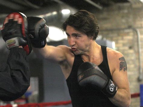 Justin Trudeau Boxing Before Liberal Leadership Event (PHOTOS, VIDEO)