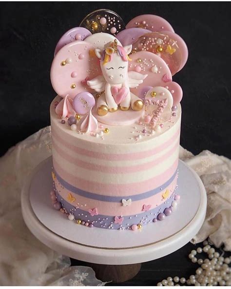 20 Stunning Cute Cartoon Birthday Cake Ideas | Creative birthday cakes ...