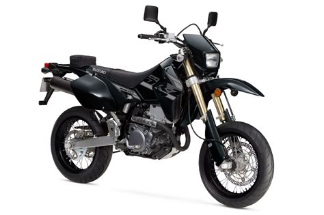 2024 Suzuki DR-Z400SM Guide • Total Motorcycle