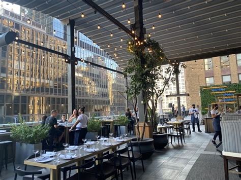 VERSA ROOFTOP REOPENS IN MIDTOWN | NYC News | Cititour.com