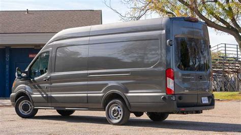 2018 Ford Transit 250HR Cargo Van Review: A Big, Fat Focus