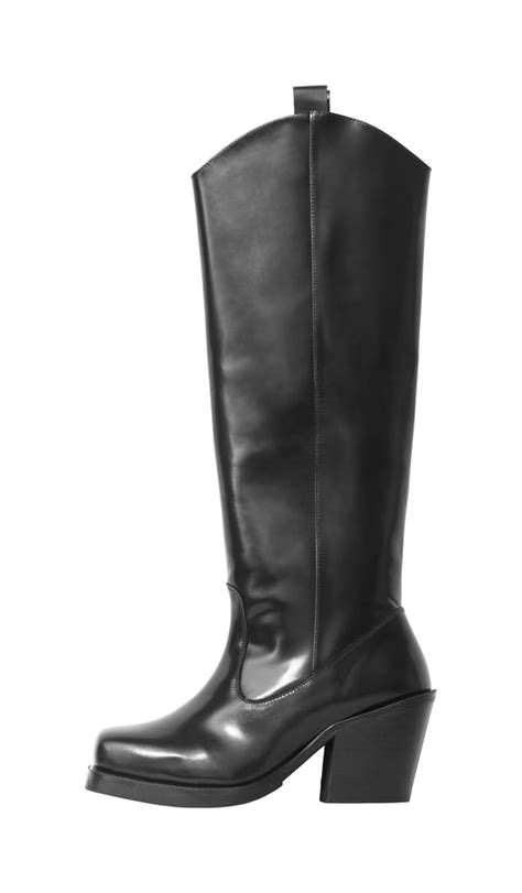 H&M Knee-High Leather Boots | H&M Fall 2018 Studio Collection | POPSUGAR Fashion Photo 27