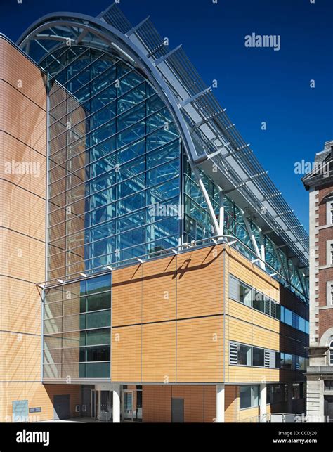 EVELINA CHILDRENS HOSPITAL EXTERIOR Stock Photo - Alamy