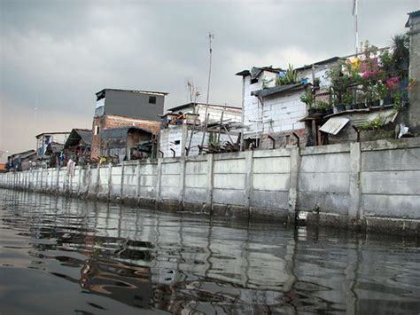 Bali Slums Real life in singaraja slums bali indonesia january 2012