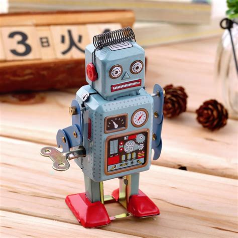 OCDAY 1pc Vintage Mechanical Clockwork Robot Wind Up Metal Walking Robot Action Finger Tin Toys ...