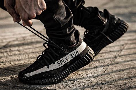 adidas YEEZY BOOST 350 V2 "Oreo" Re-Release | Hypebae