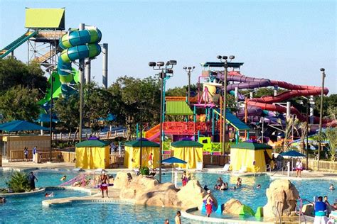 Family Guide to San Antonio's New Aquatica Park