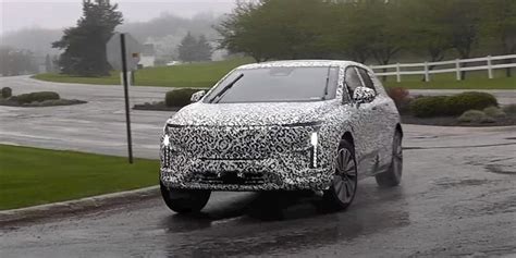 Unreleased electric Cadillac SUV spotted testing in the US [Video]