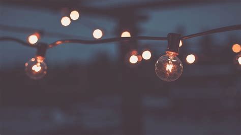 Light Bulb 4K Wallpapers - Top Free Light Bulb 4K Backgrounds - WallpaperAccess