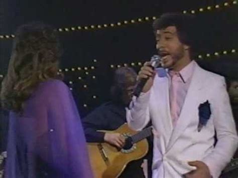 Sergio Mendes - Never Gonna Let You Go Chords - Chordify