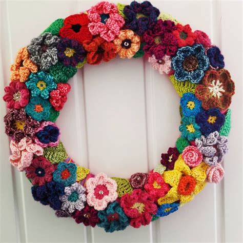 Crochet Flower Wreath | Crochet flowers, Flower wreath, Beautiful crochet