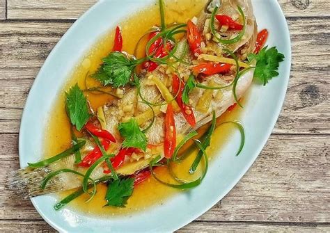 Resep Ikan Kerapu Steam Hongkong oleh Desi Dresviana (IG : @chici_desi) - Cookpad