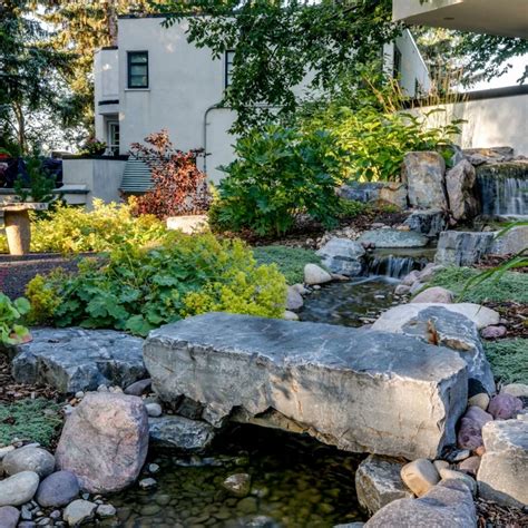 75 Beautiful Front Yard Waterfall Pictures & Ideas - March, 2021 ...