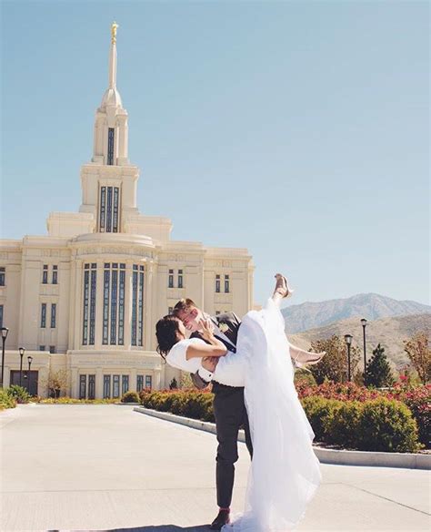 I love the Payson temple! Wedding Goals, Wedding Deco, Dream Wedding, Wedding Party Photos ...