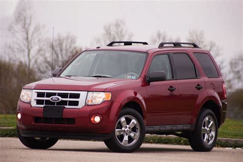 2012 Ford Escape XLT | Car Dealership in Philadelphia