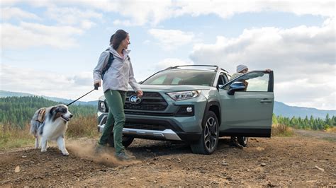 How much can the 2021 Toyota RAV4 tow? | Green Toyota