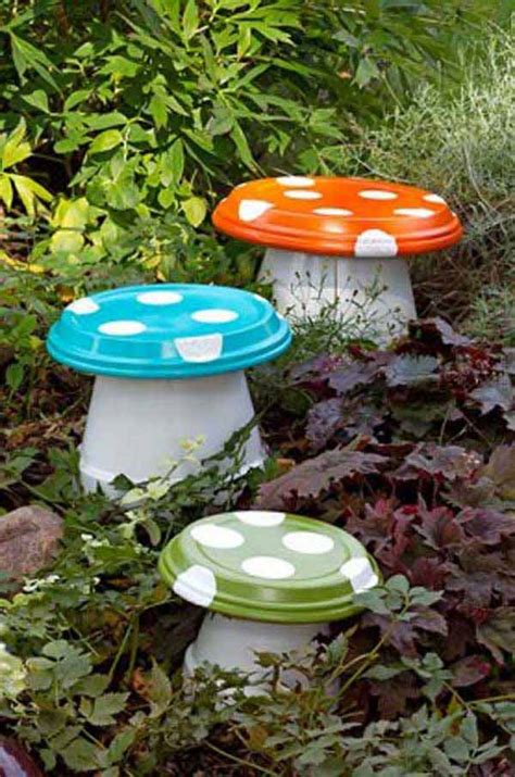 34 Easy and Cheap DIY Art Projects to Beautify Your Backyard Lanscape