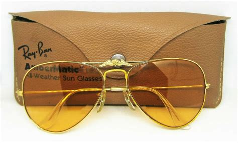 Ray-Ban USA Vintage 1970s B&L AOPA Aviator Ambermatic PhotoChromic Sunglasses