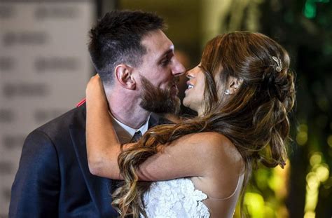 Lionel Messi hat geheiratet: So bezaubernd feierten der Fußballstar und ...