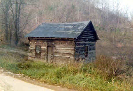 Alexander Boone Preece's log cabin, built about 1830 on Coldwater Rd., in Martin County, Kentucky.