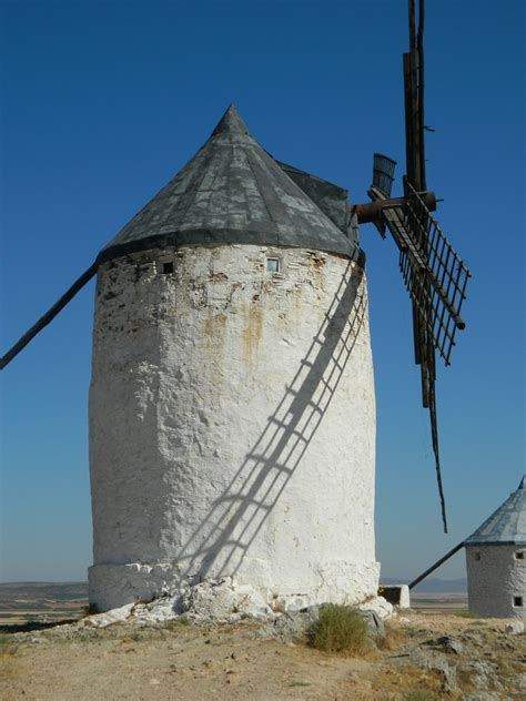 Consuegra Windmills – Consuegra, Spain - Atlas Obscura