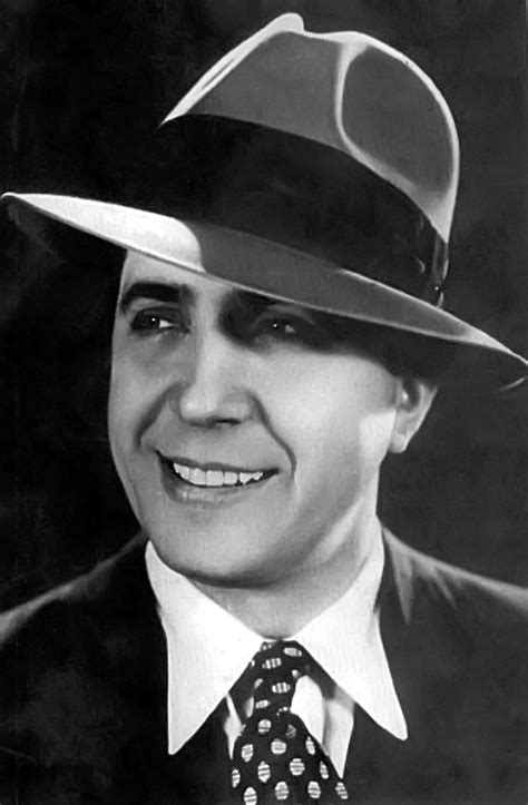 Carlos Gardel Height, Age, Body Measurements, Wiki