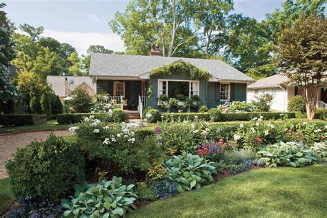 10 Best Landscaping Ideas | Southern Living