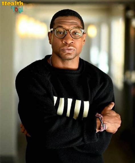 Jonathan Majors Workout Routine And Diet Plan - Health Yogi