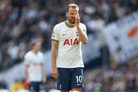 Daniel Levy believes Harry Kane can win a trophy at Tottenham