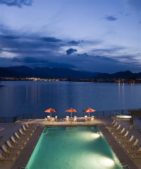 Walnut Beach Resort C$ 166 (C̶$̶ ̶2̶4̶5̶). Osoyoos Hotel Deals ...