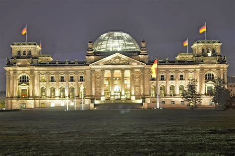 Reichstag Berlin Foto & Bild | architektur, architektur bei nacht ...