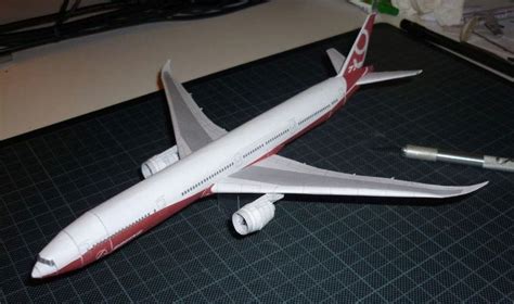 Boeing 777-8X/9X Free Airplane Paper Model Download | Paper airplane models, Paper models ...