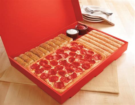 News: Pizza Hut - $8.99 Dinner Box Deal