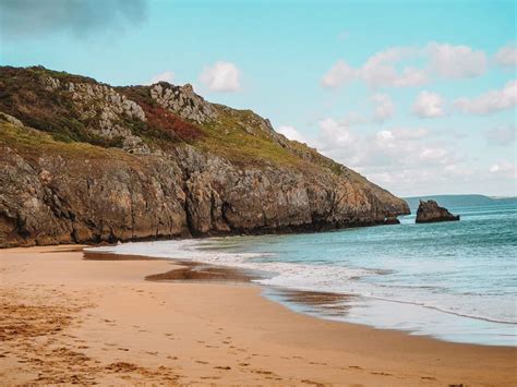 How To Visit Barafundle Bay Beach In Pembrokeshire (2024) - Stackpole ...