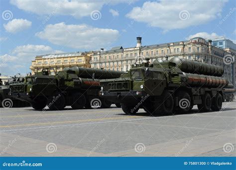 The S-400 Triumf NATO Reporting Name: SA-21 Growler Is An Anti-aircraft ...