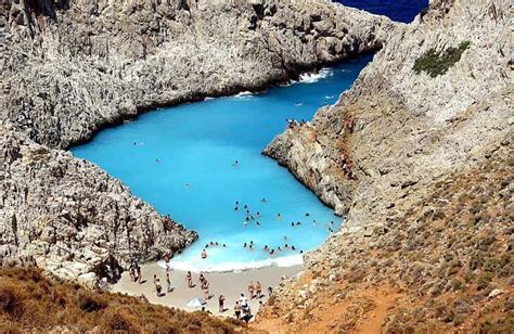 Hidden Beaches in Akrotiri You Have to Visit - Knowing Greece