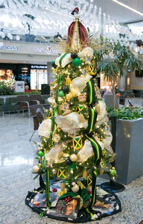 9 Ideas for an Amazing Jamaica-Themed Christmas Tree - Jamaicans and Jamaica - Jamaicans.com