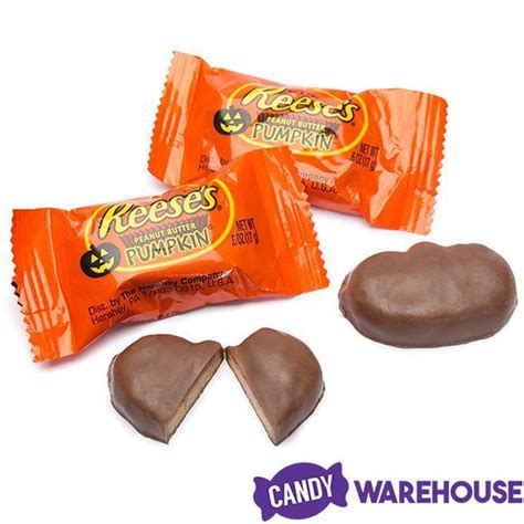 Reese's Peanut Butter Milk Chocolate Pumpkins: 28-Piece Bag | Cooking chocolate, Reeses peanut ...