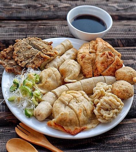 Resep Membuat Pempek Palembang Yang Enak Dan Gurih!