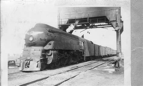 Streamlined PRR K4 | Steam locomotive, Railroad pictures, Long island ...