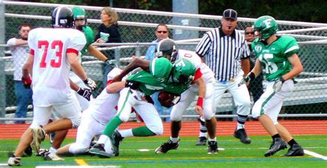 Farmingdale Football Tops Syosset on Homecoming Saturday | Farmingdale ...