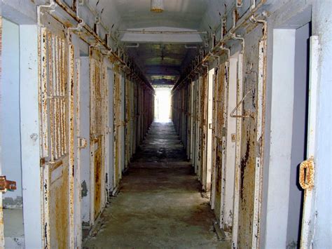 The Death Chamber at the Louisiana State Penitentiary | Peter M ...